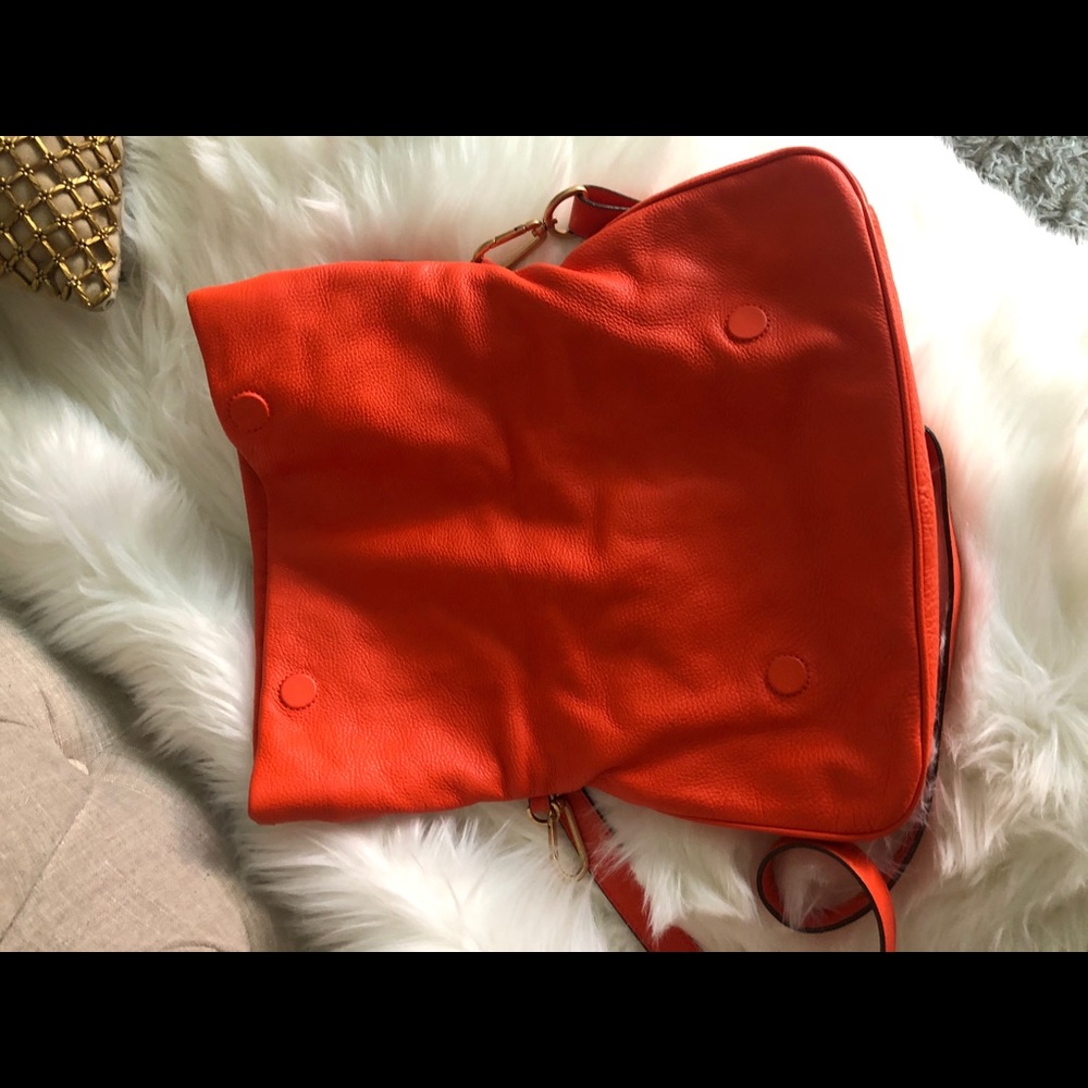 One Day Sale Tory Burch Vibrant Orange Pebbled Leather Crossbody - Picture 5 of 8